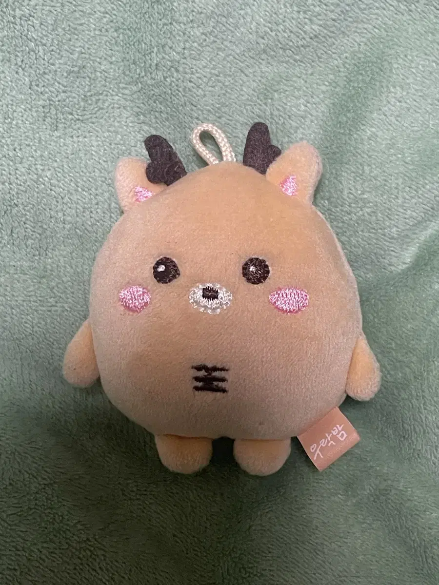 라이즈 성찬 인형 7cm 우락밤 양도