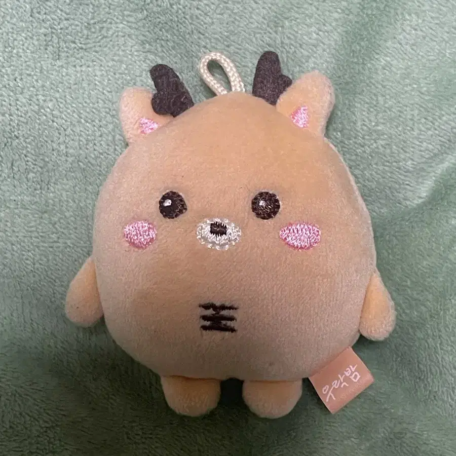 라이즈 성찬 인형 7cm 우락밤 양도