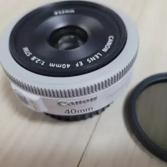 깔끔한 캐논 EF40mm f2.8 STM 단렌즈