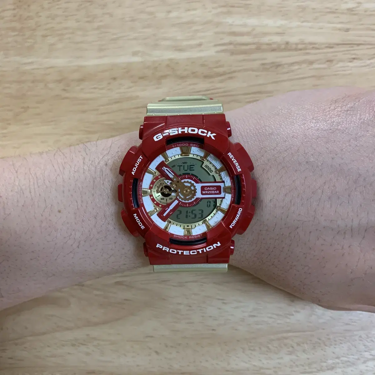 지샥 빅페이스 (G-SHOCK GA-110) 아이언맨 한정판 팝니다