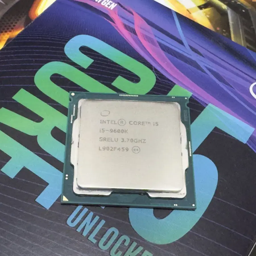 i5 9600k + z390 + ddr4 8gb*2