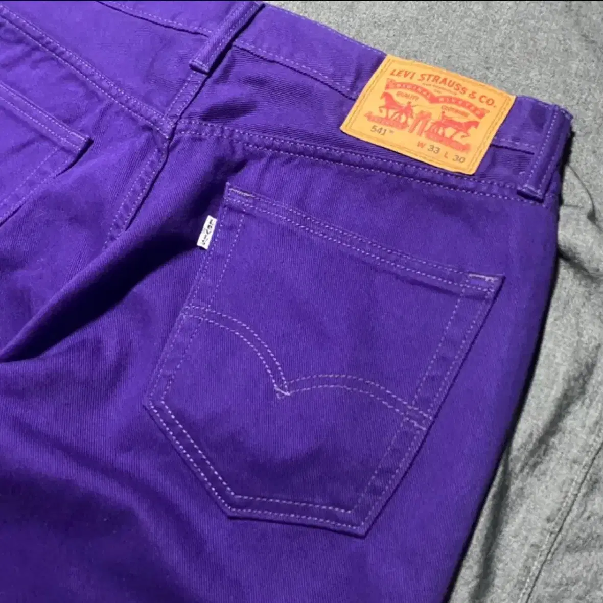 리바이스 541 pants purple