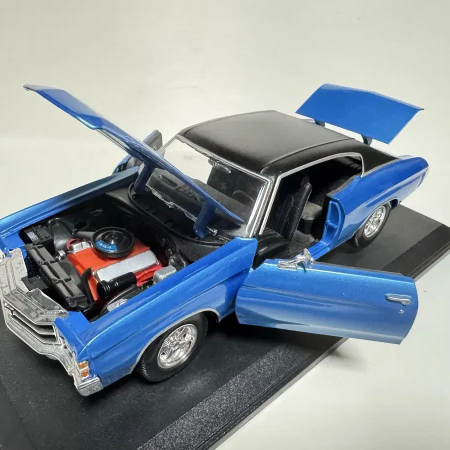 마이스토 1/18 Chevrolet chevelle SS454