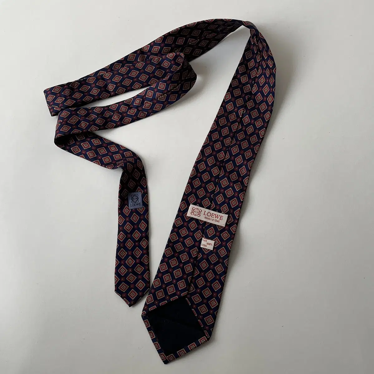 LOEWE silk 100% Tie