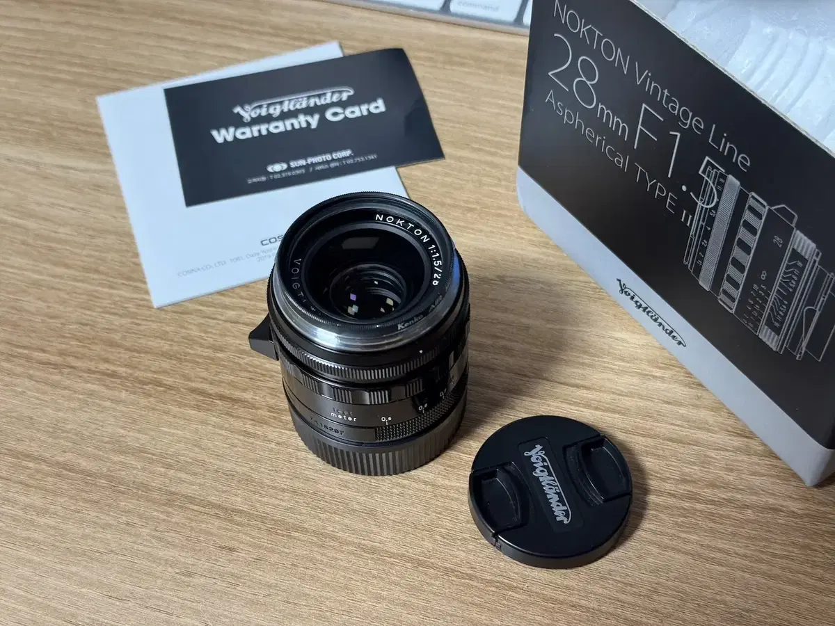 보이그랜더 녹턴 빈티지 라인 28mm F1.5 Type II 블랙 페인트