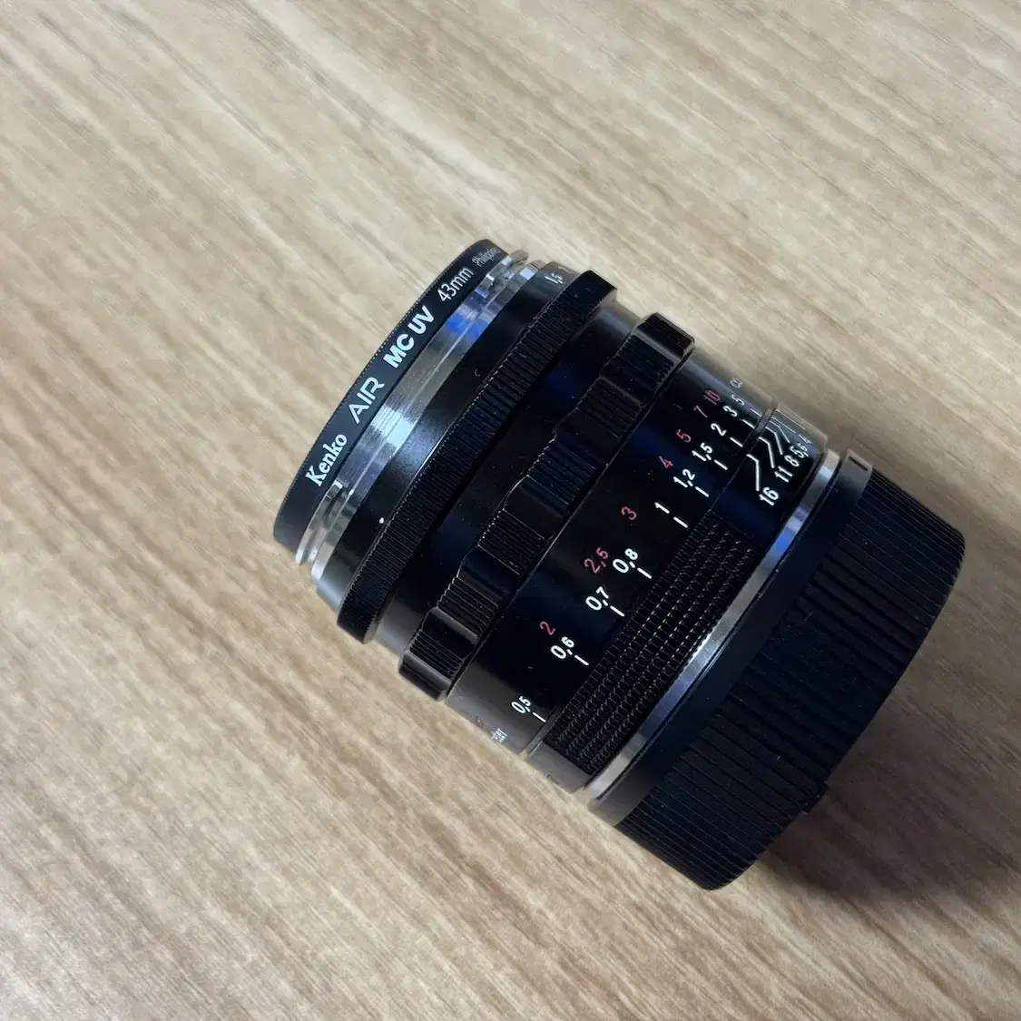 보이그랜더 녹턴 빈티지 라인 28mm F1.5 Type II 블랙 페인트