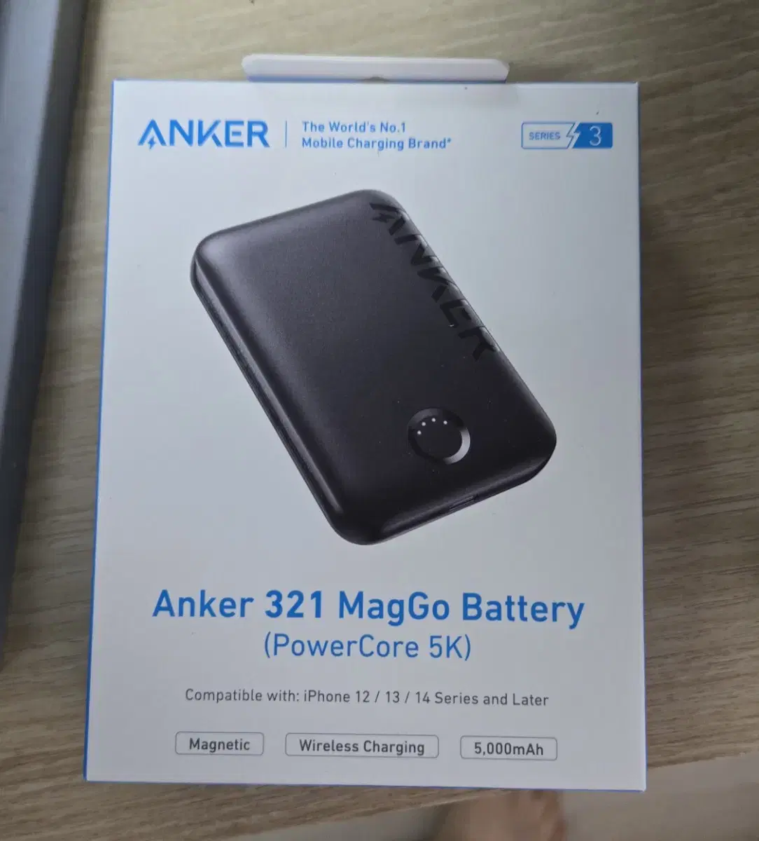 Anker 321 MagGo Magnetic Power Bank