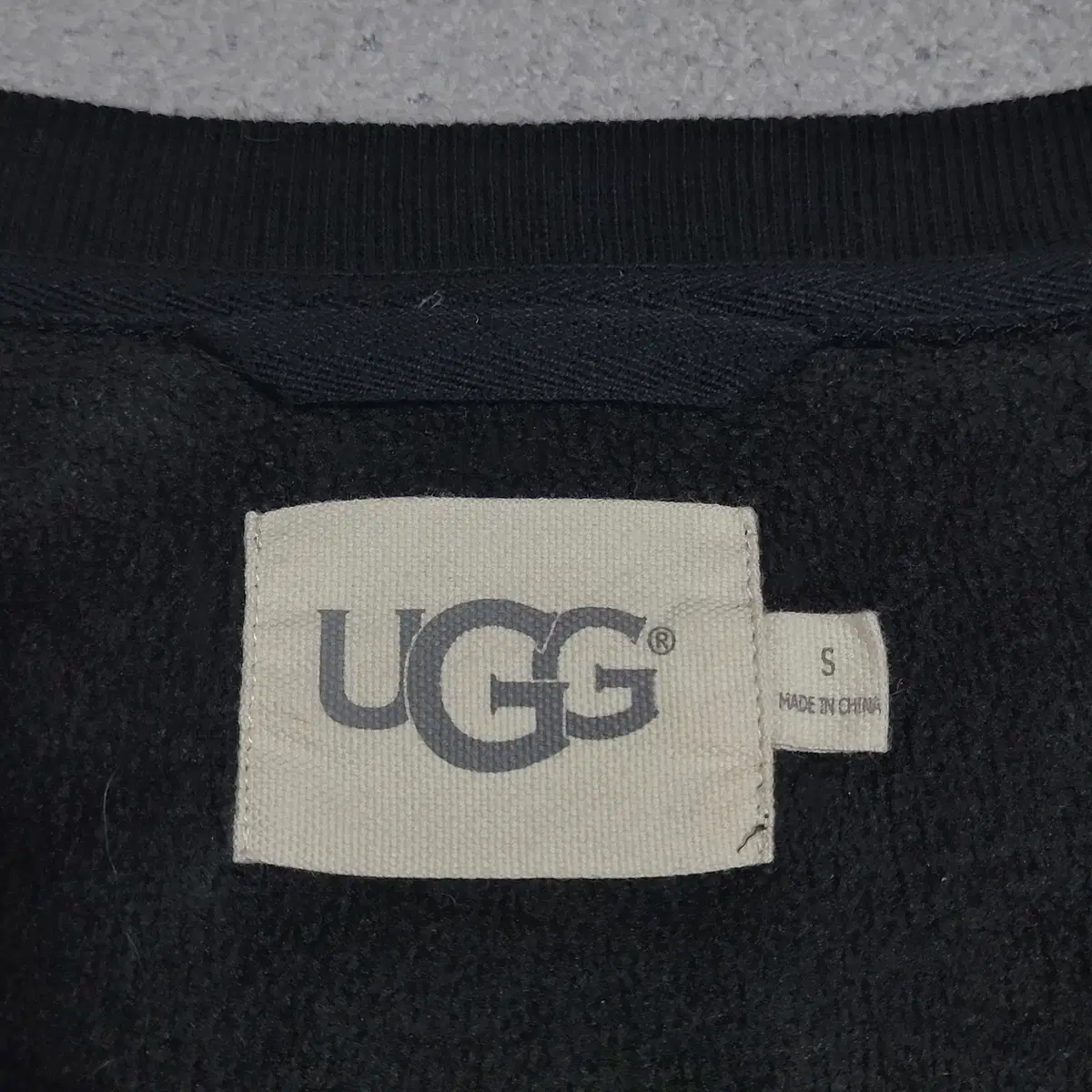 [90] UGG 어그 기모 긴팔맨투맨 티셔츠S