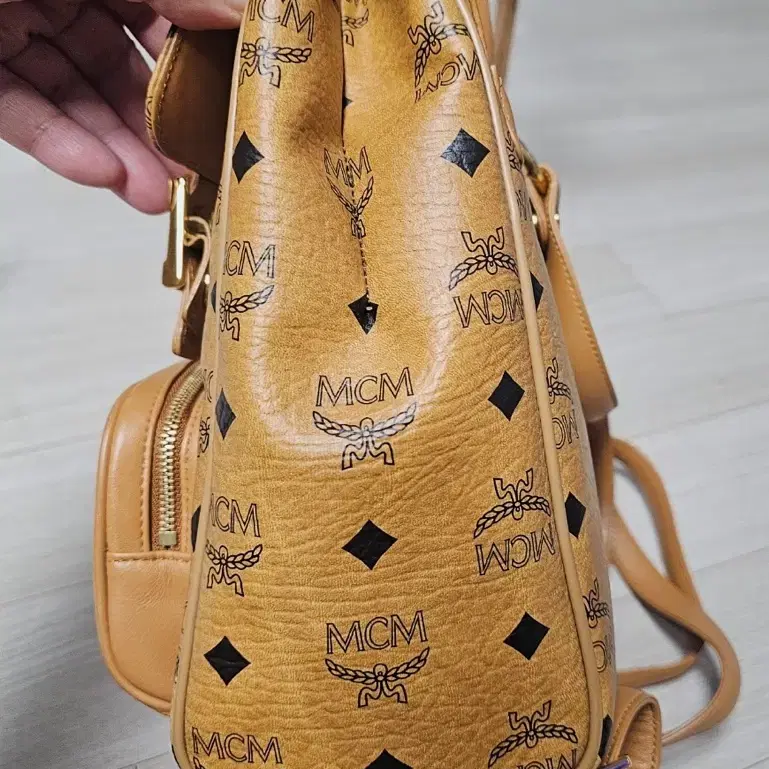 MCM S사이즈 백팩