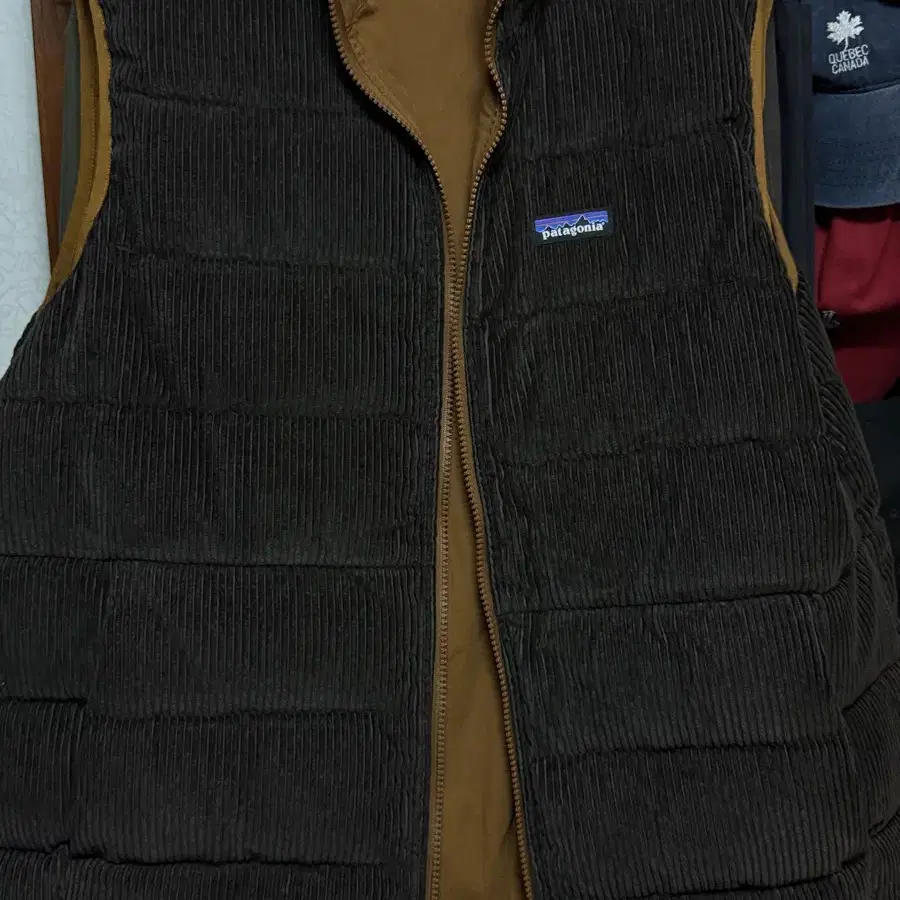 [파타고니아] [L] Reversible Cotton Down Vest