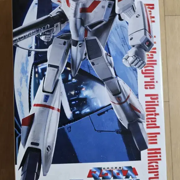 맥스팩토리 - 마크로스 1/72 VF-1J