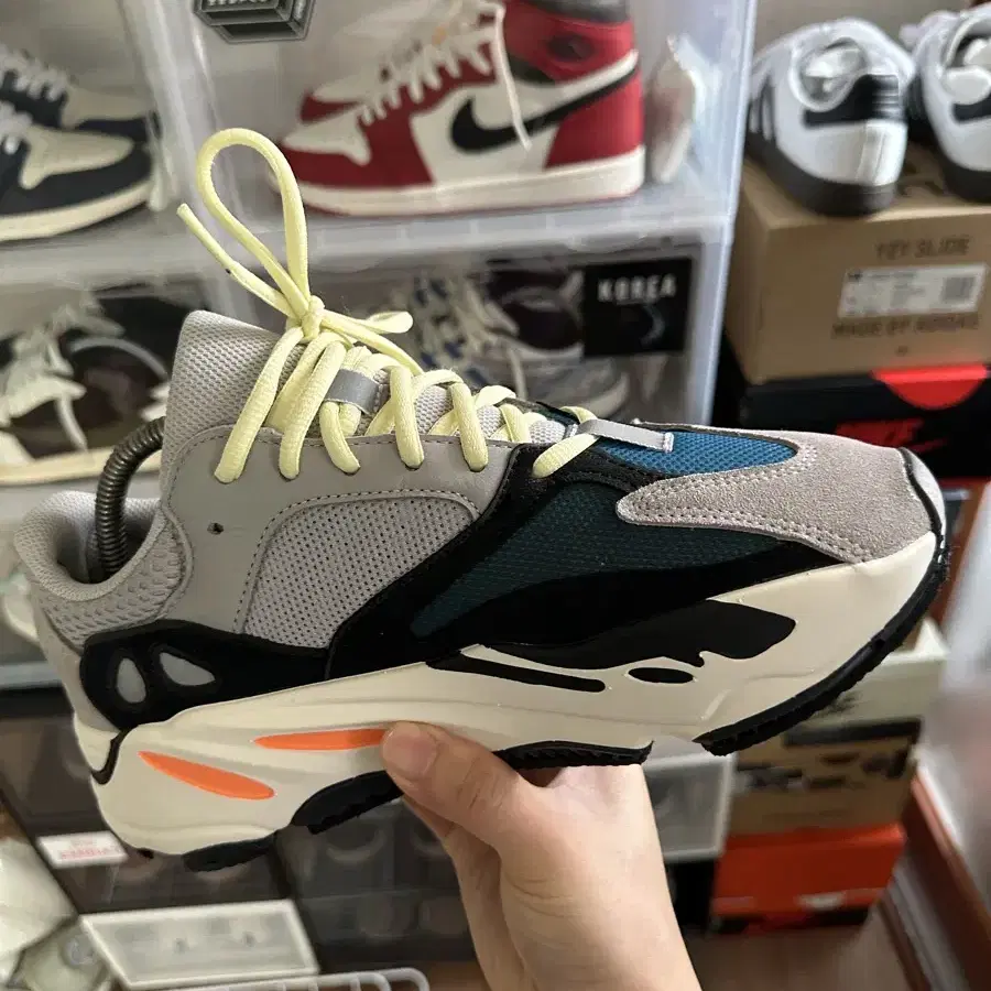 Adidas Yeezy Boost 700 Wave Runner Solid