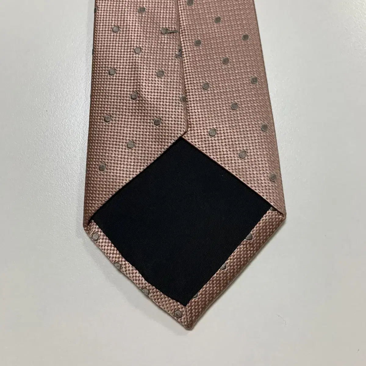 버버리(BURBERRY) 도트넥타이 명품 정장 A등급 8.3cm