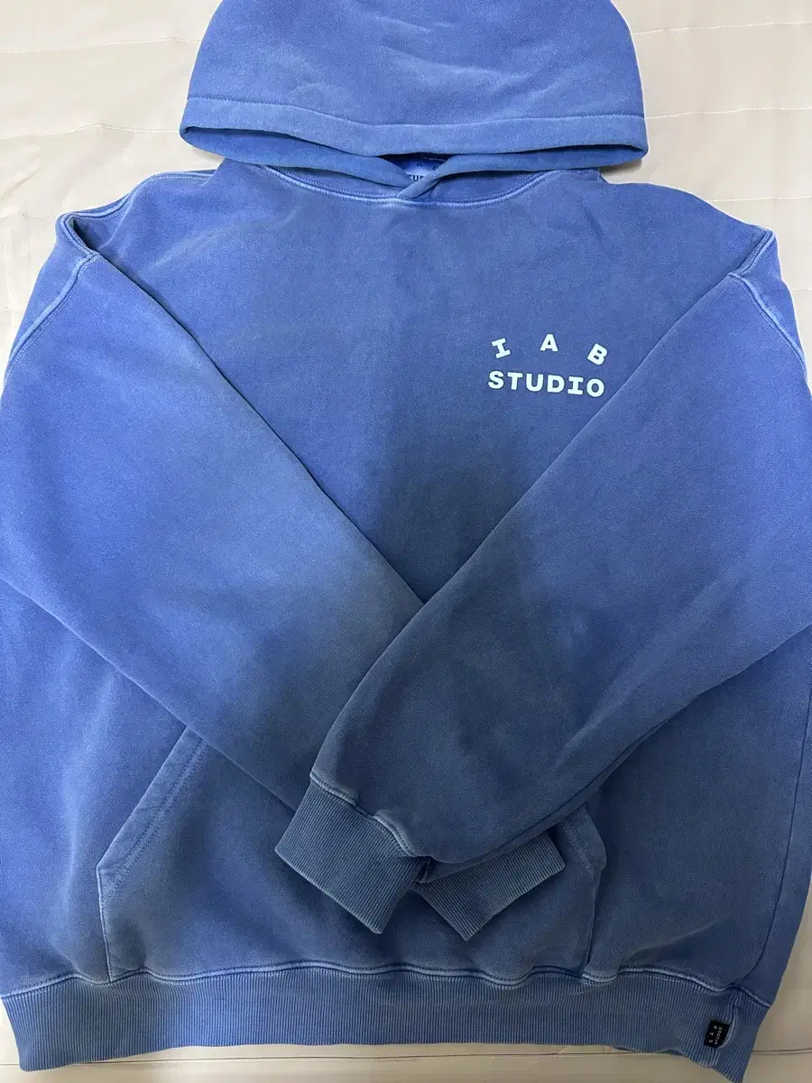 iAppstudio Pigment Hoodie