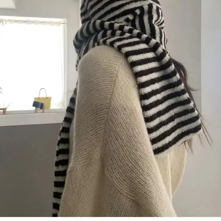 릿킴 STRIPE HOOD MUFFLER 머플러