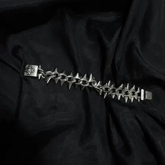 (comte)Dragon Spine Bracelet