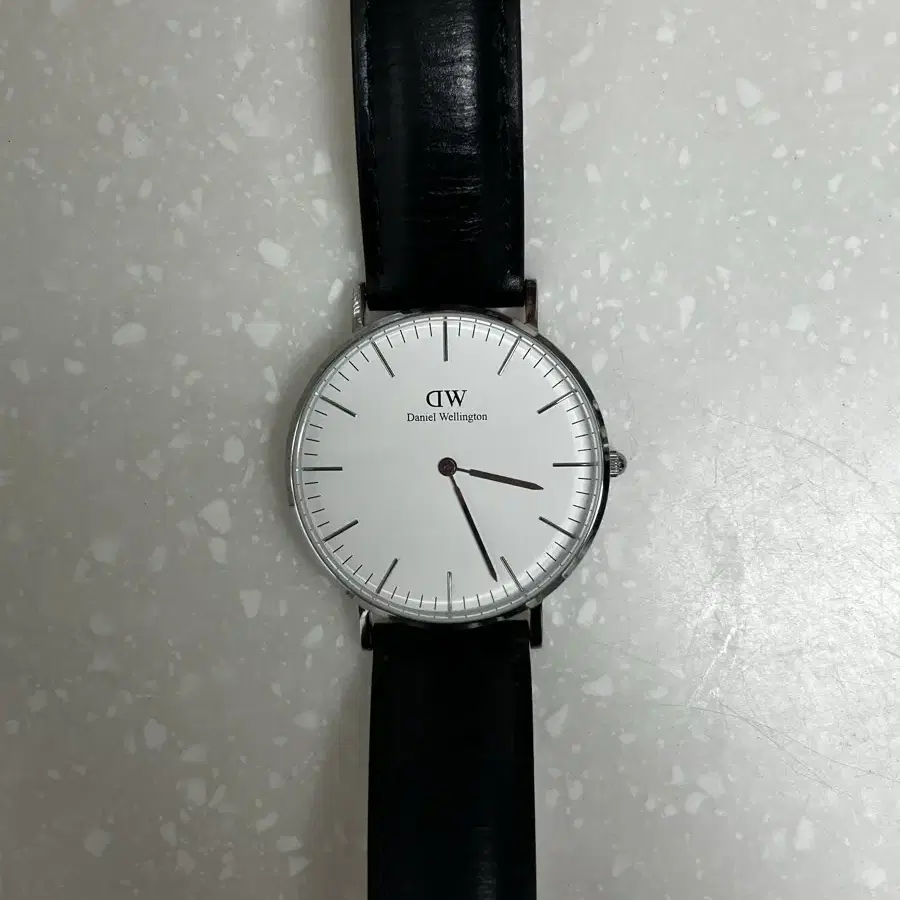 다니엘 웰링턴 36mm