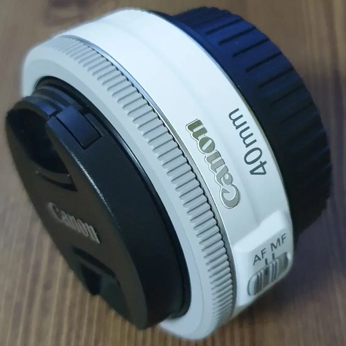 캐논 EF 40mm F2.8 STM 팬케익 화이트