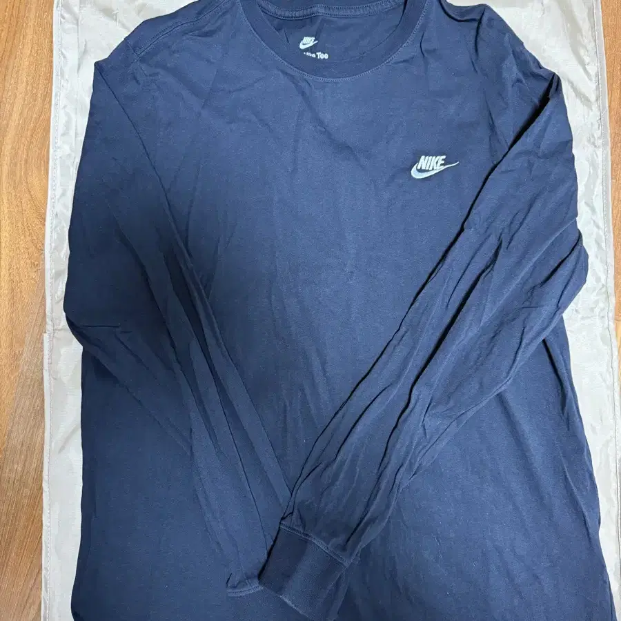 나이키 나이키 The Nike Tee 롱슬리브 XL