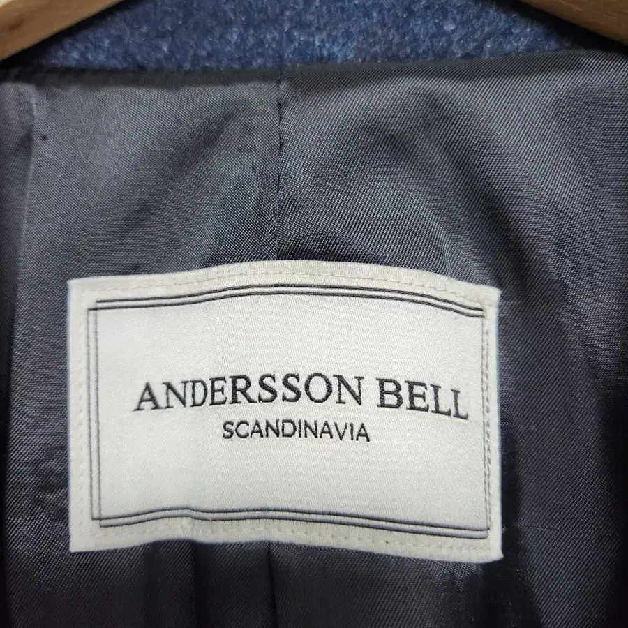 L 앤더슨벨 ANDERSSON BELL 울 더블  코트