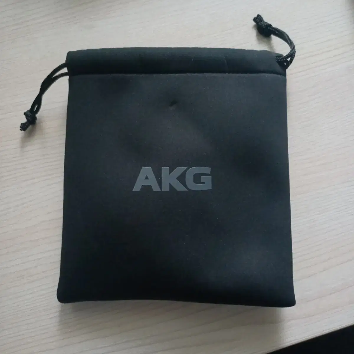 AKG 헤드셋