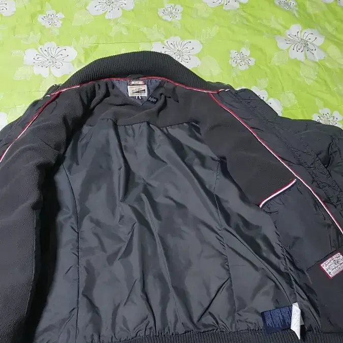 택포 95 SIZE A급 타미힐피거 TOMMY HILFIGER 퀼팅 패딩