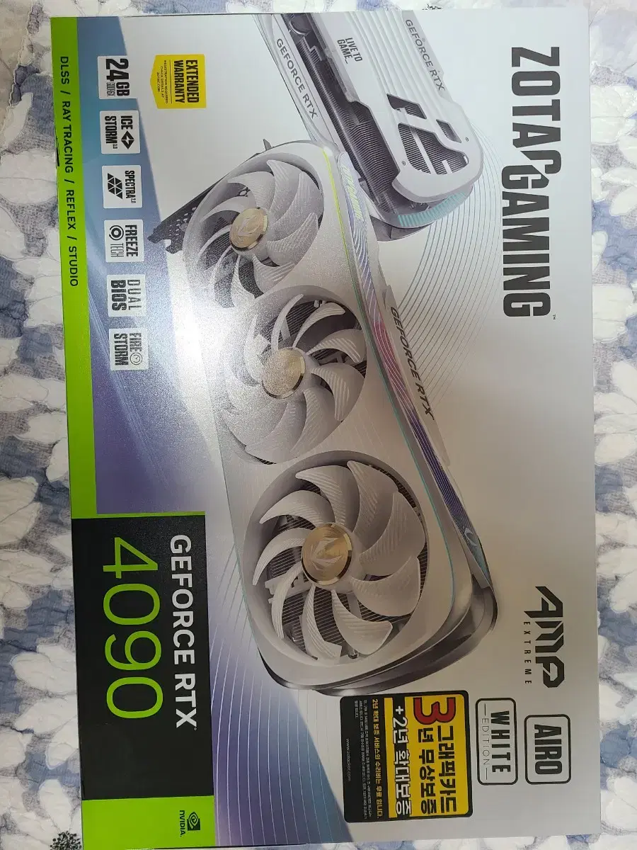 RTX 4090 AMP AERO White Edition 팝니다