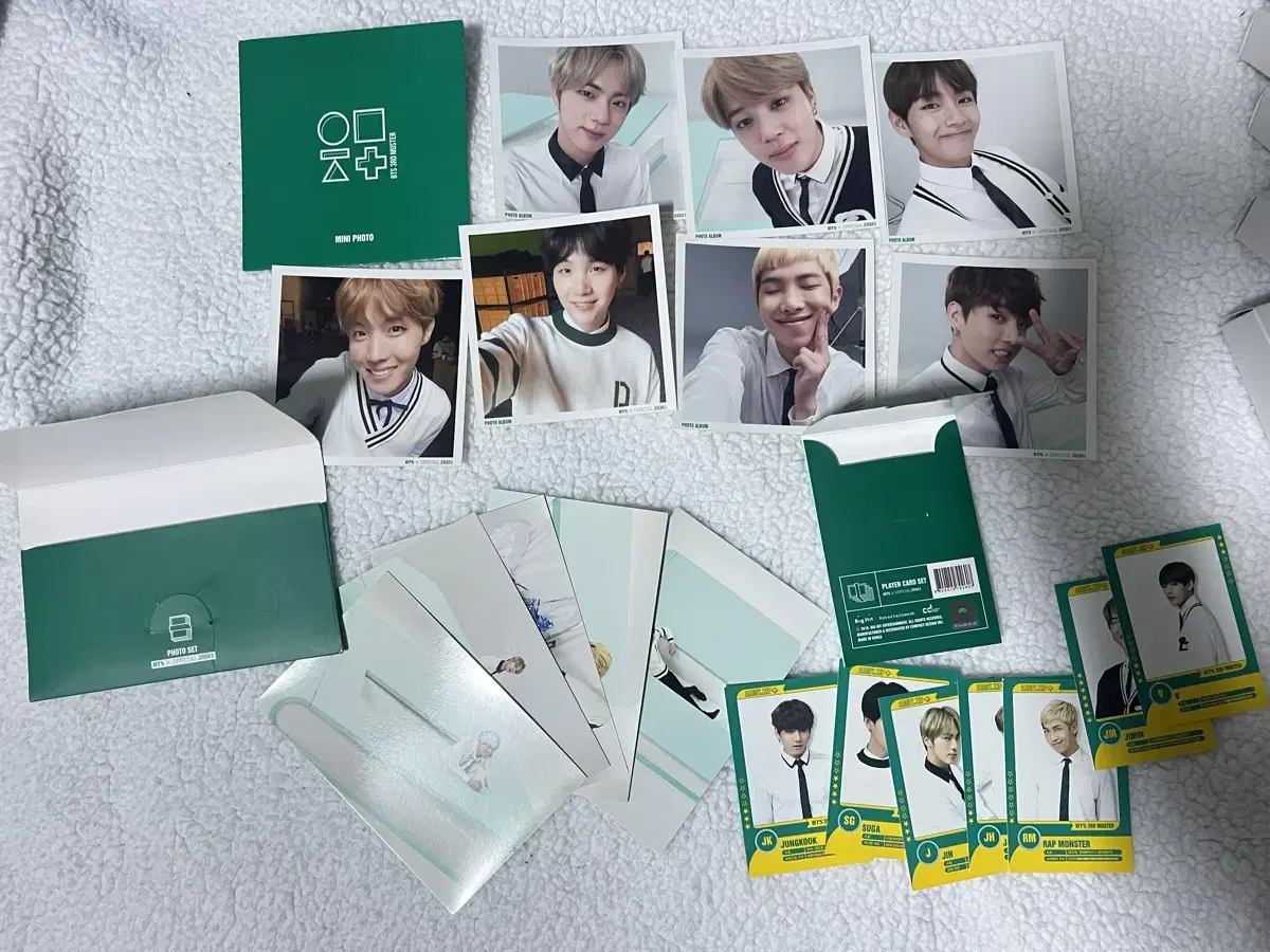 Bangtan BTS Mustache photocard 3-piece set deal