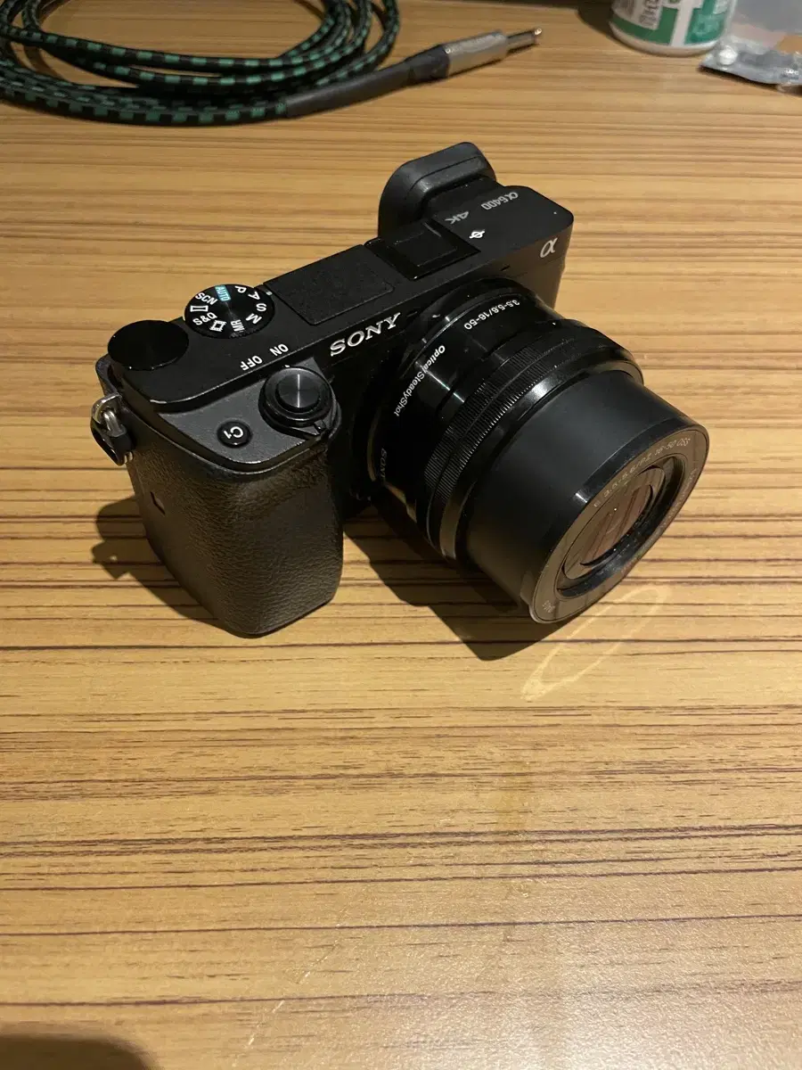 Sony a6400