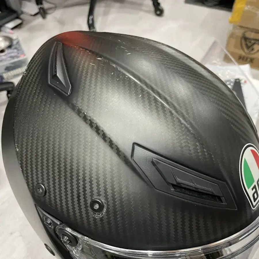 AGV AX-9 카본헬멧