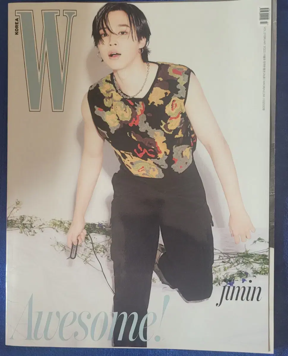 W magazine. w매거진 w잡지 지민 jimin of bts