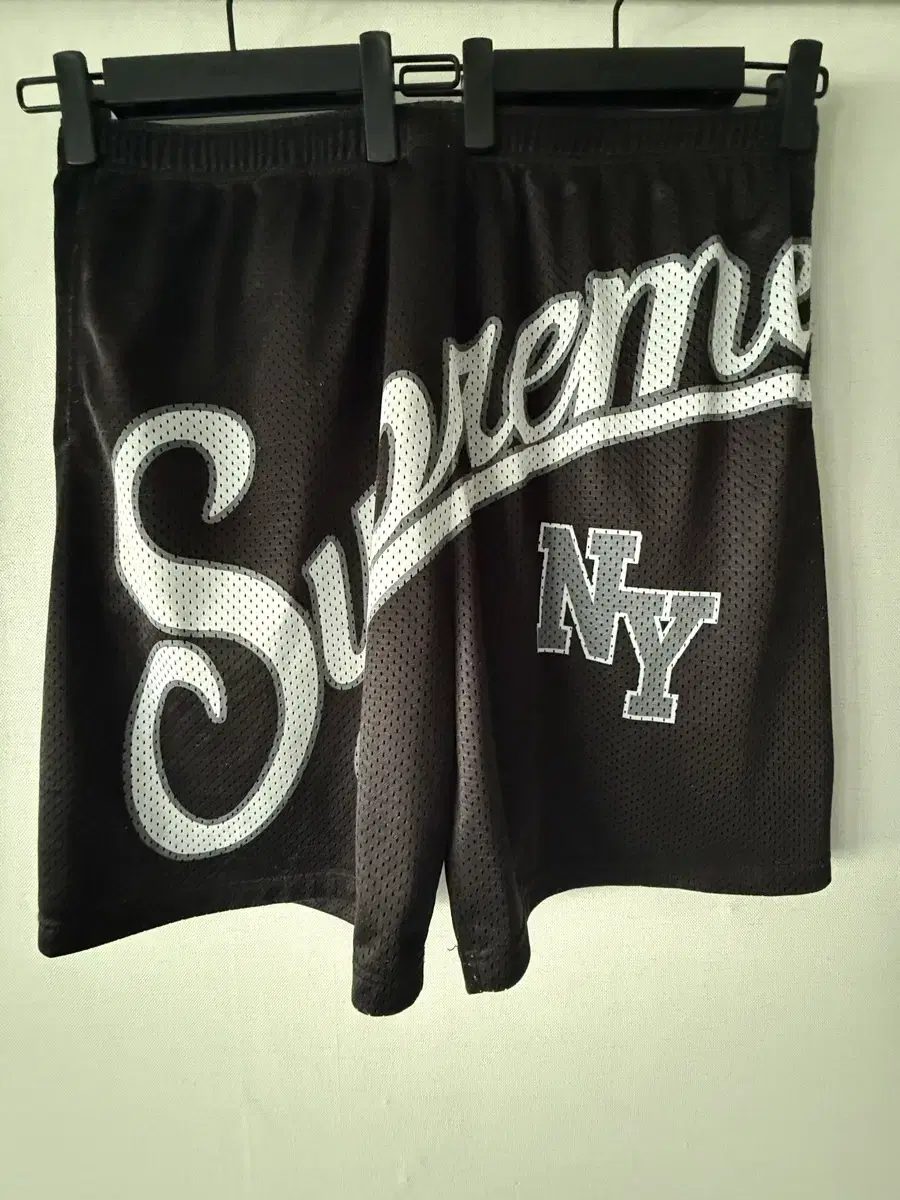 Supreme New York Nylon Black Shorts 2XL