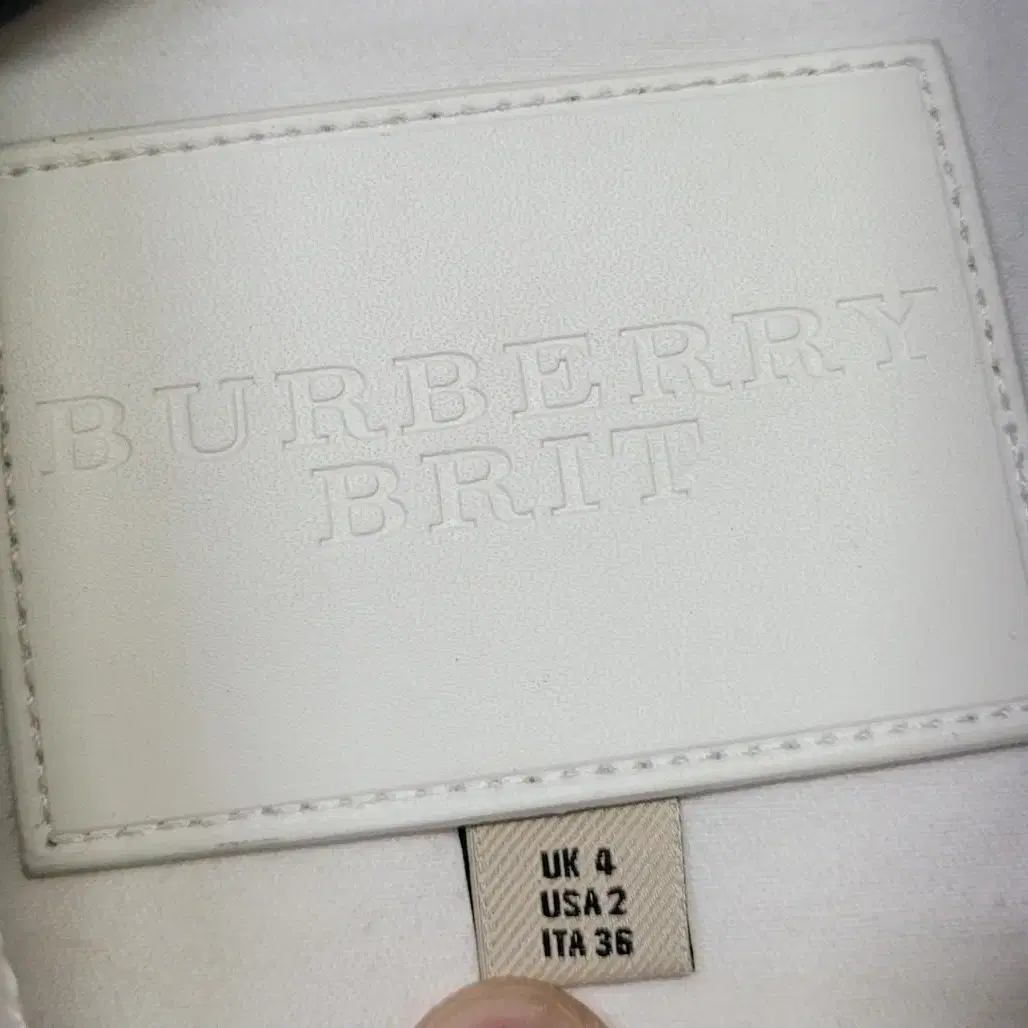 버버리 정품 BURBERRY BRIT 여성 화이트 데님셔츠 UK4 USA