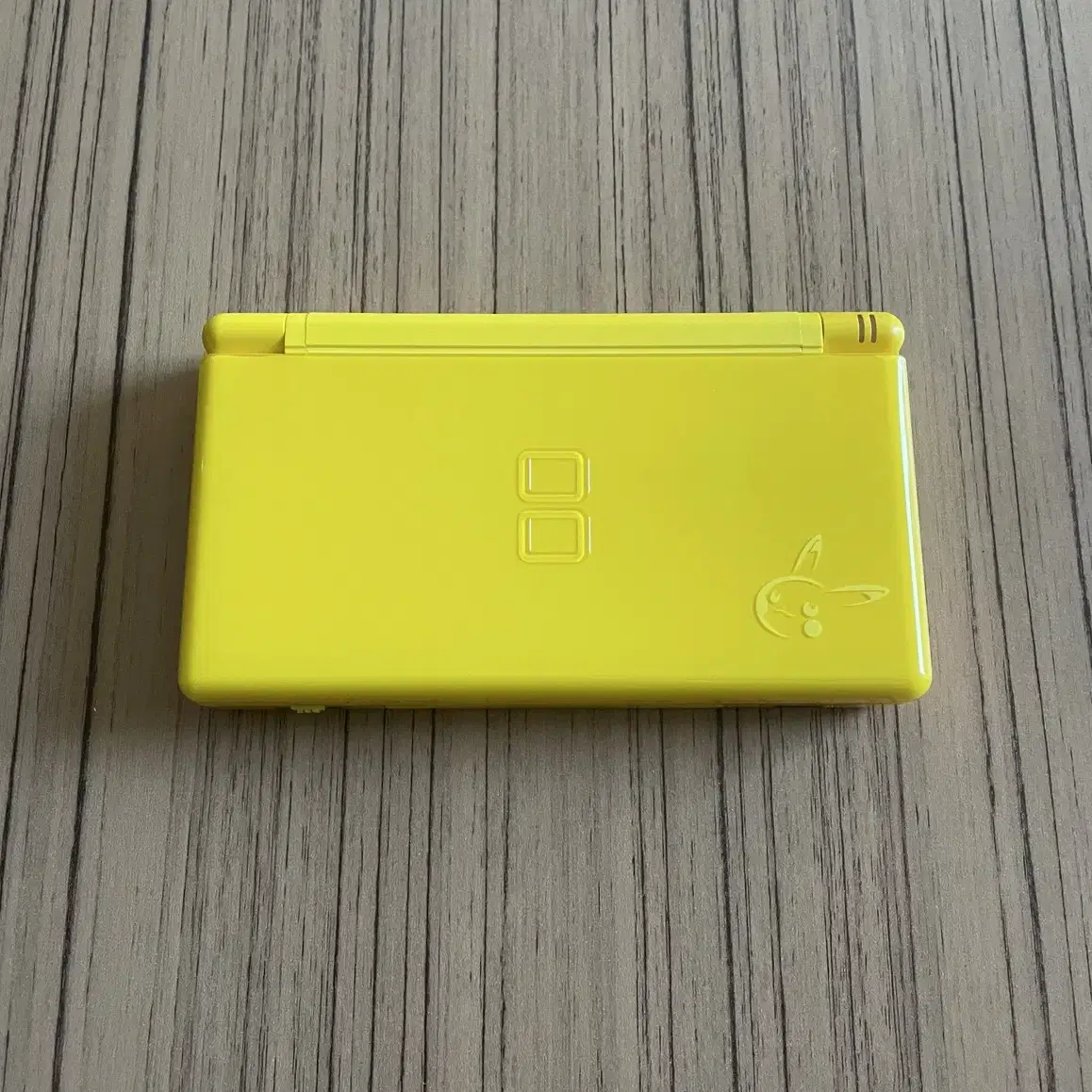 닌텐도 ds lite 피카츄 에디션