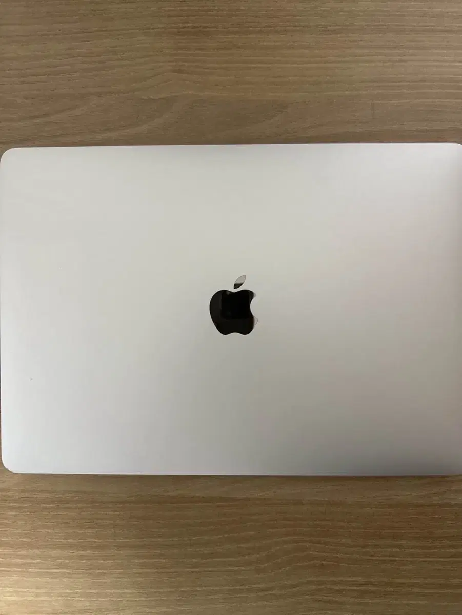 Quick sale) MacBook Pro 13 M1 (2020)