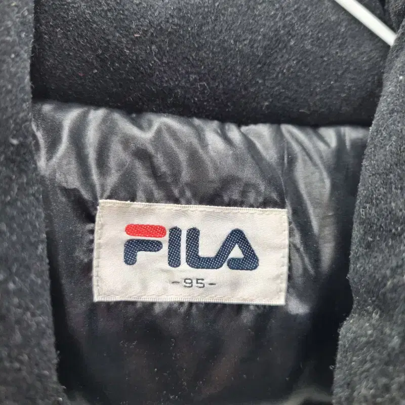 F3445 FILA 남95 블랙 유광 다운 푸퍼 점퍼/더크