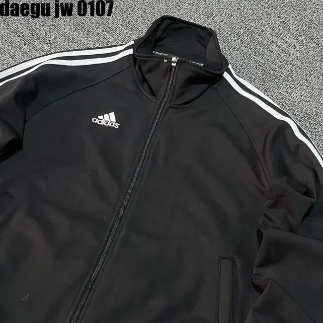 S ADIDAS ZIPUP 아디다스 집업