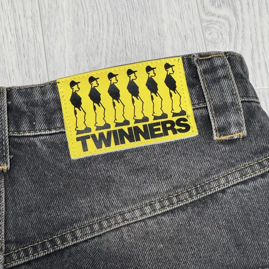 Protect Ldn Twinner jeans evisu 에비수 떠그클럽