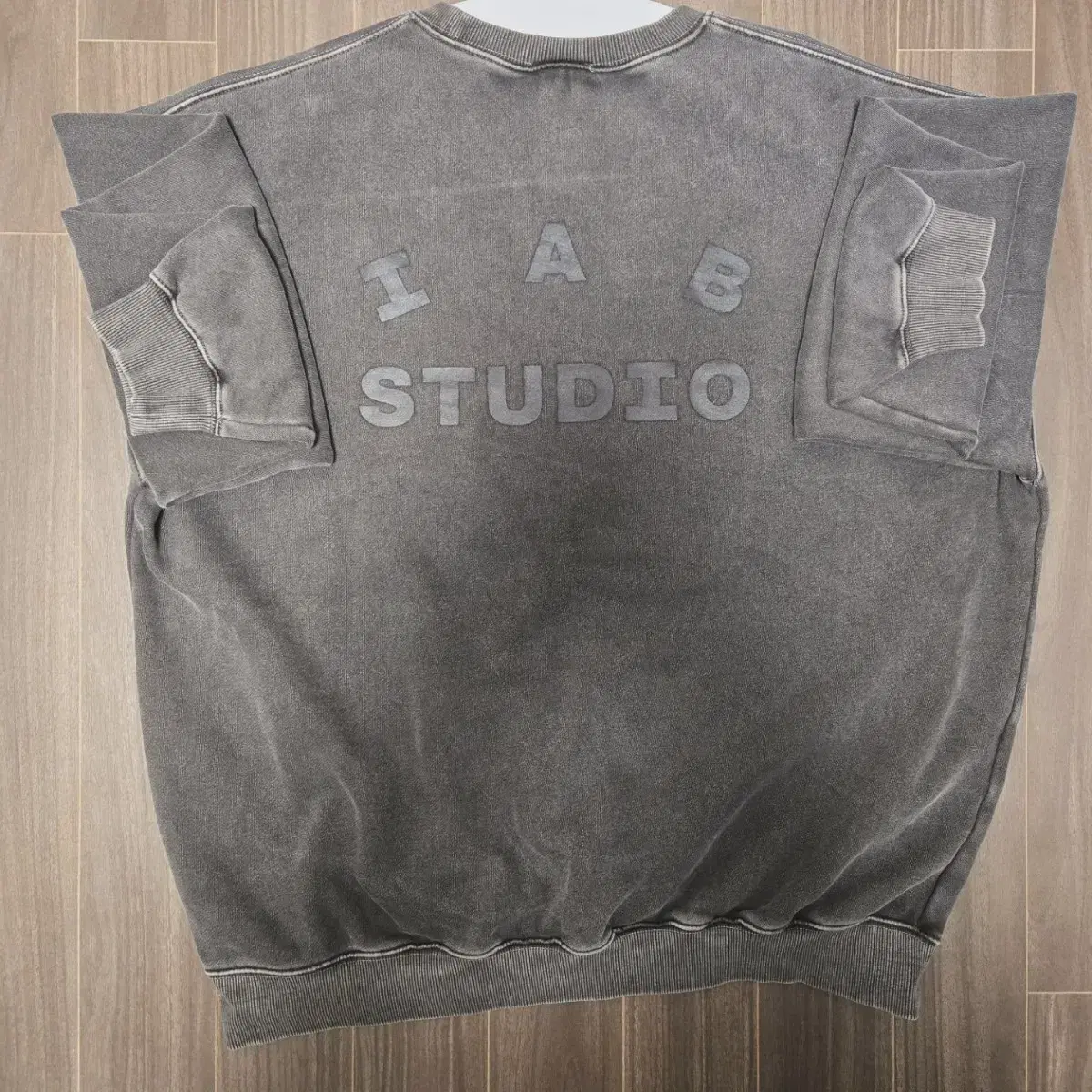 IAB Studio Pigment Sweatshirt