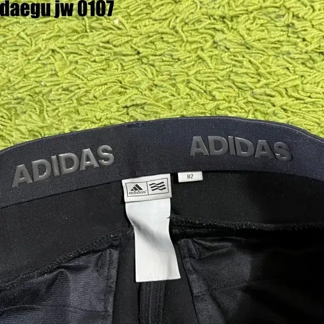 82 ADIDAS PANTS 아디다스 바지