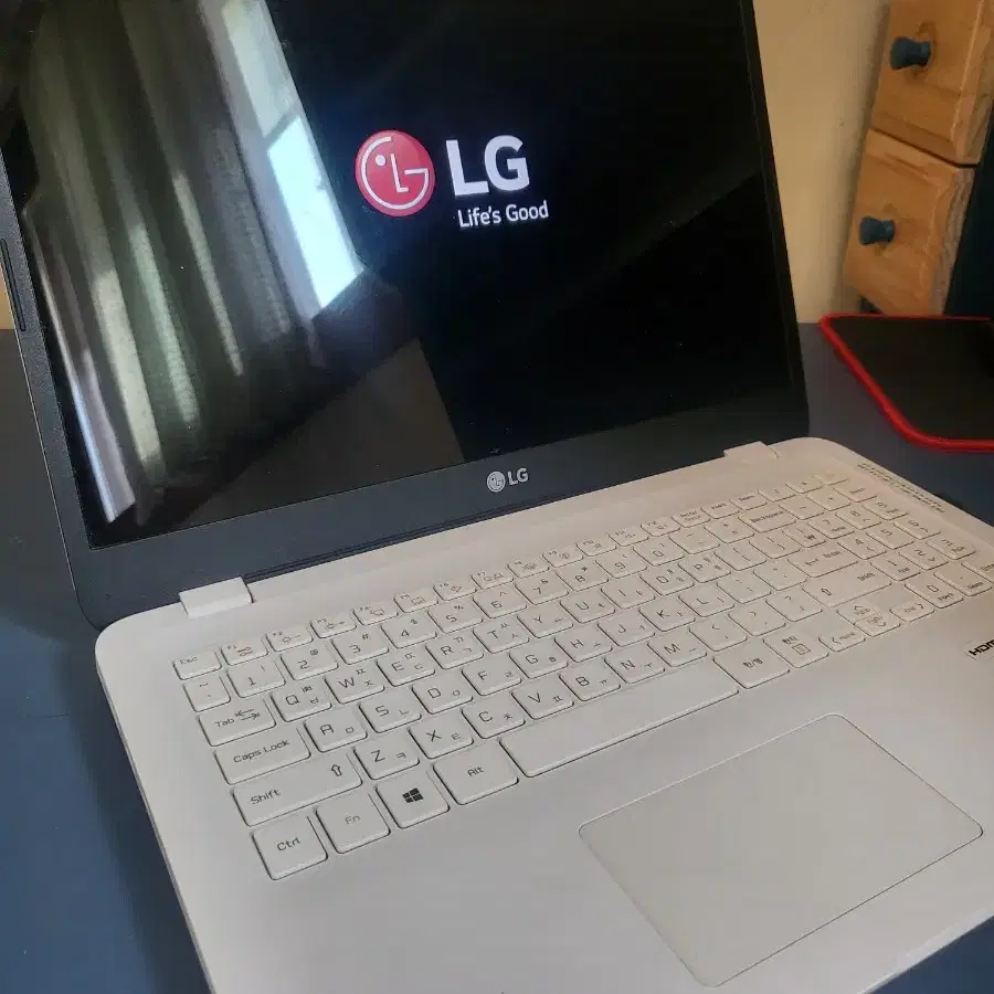 LG 울트라PC 노트북 15U40N-GR3MK 팔아요