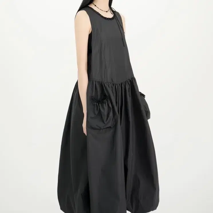 유노이아 eunoia sleeveless moss dress