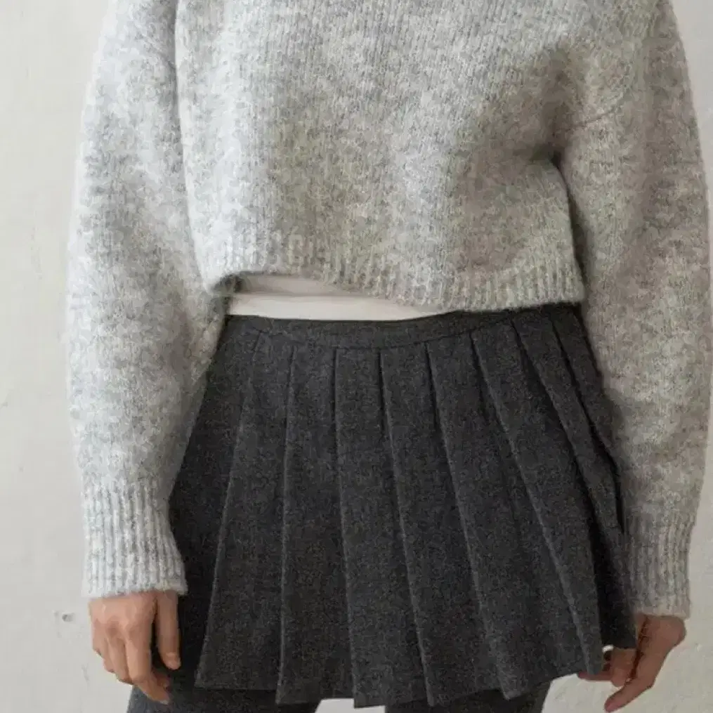 릴리코츠 Monte Pleats Mini Skirt