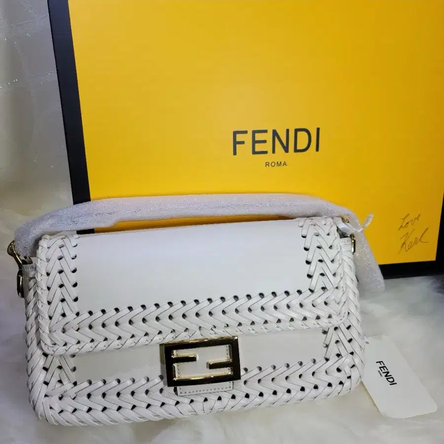 펜디 FENDI