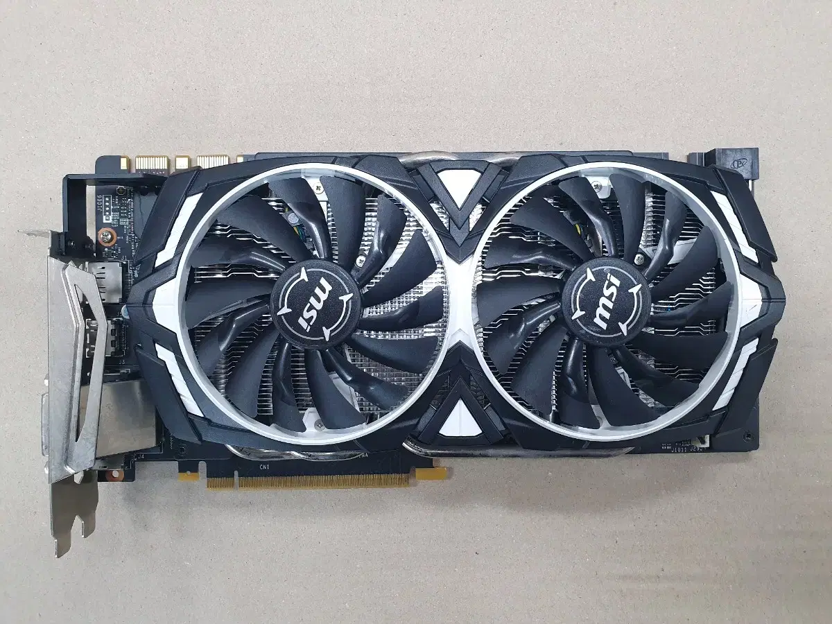 지포스 GTX1070 8GB 팝니다