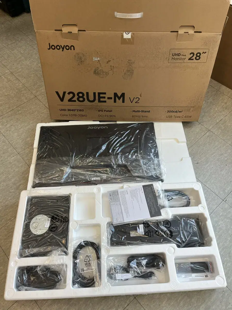 V28UE-M v2 4K UHD 모니터