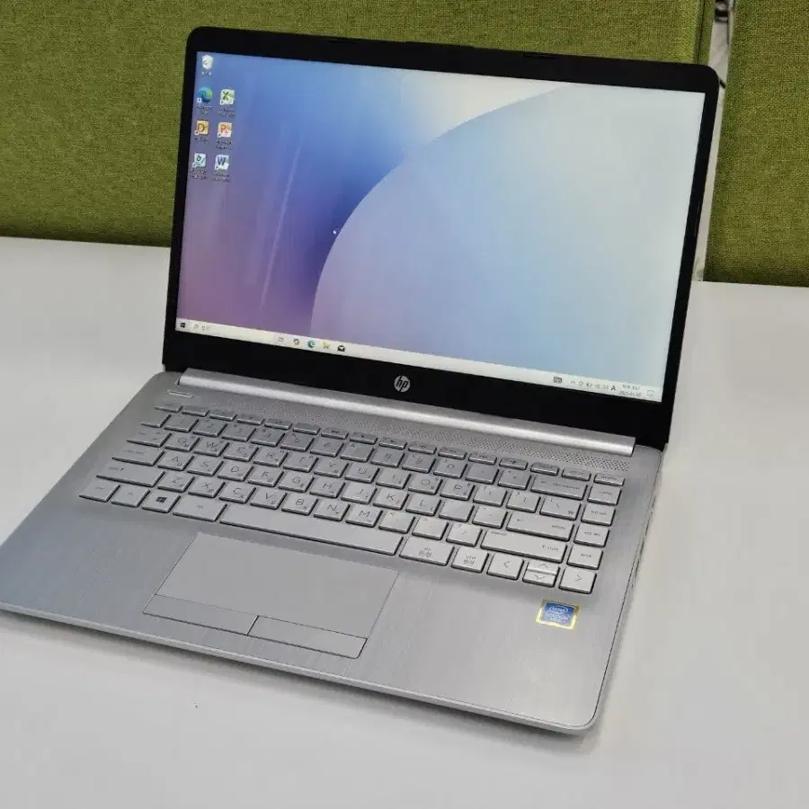 HP 14인치 인텔 펜티엄 골드 CPU 14S-cf2056TU노트북