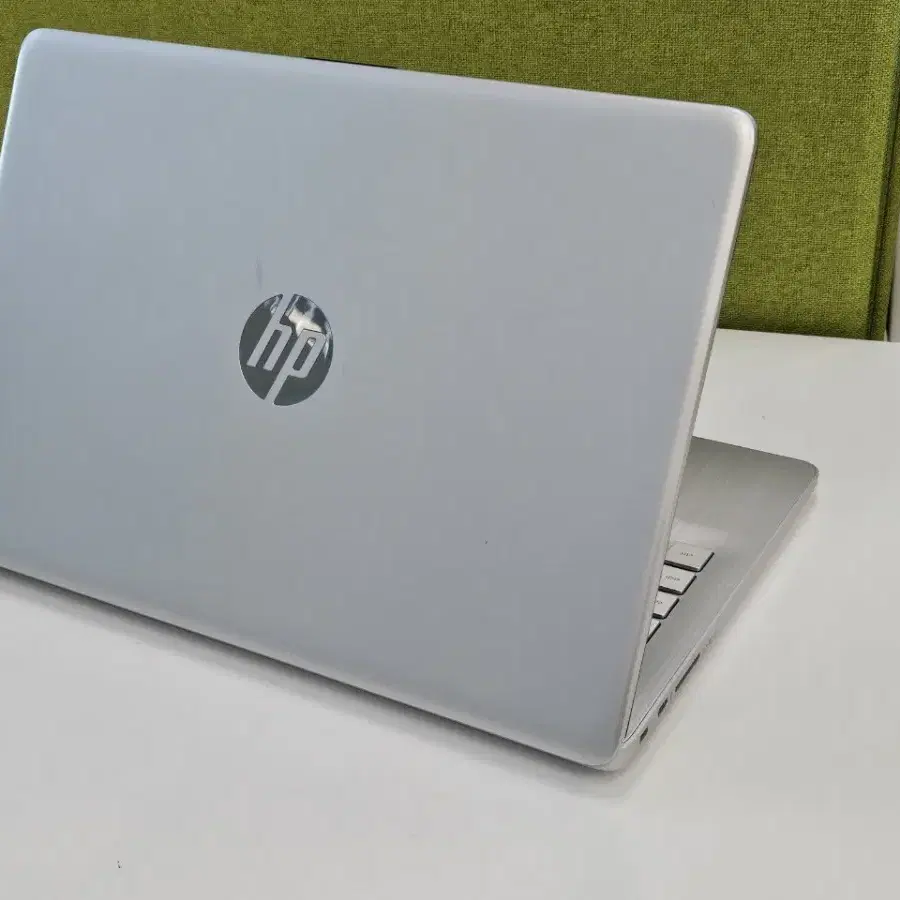 HP 14인치 인텔 펜티엄 골드 CPU 14S-cf2056TU노트북