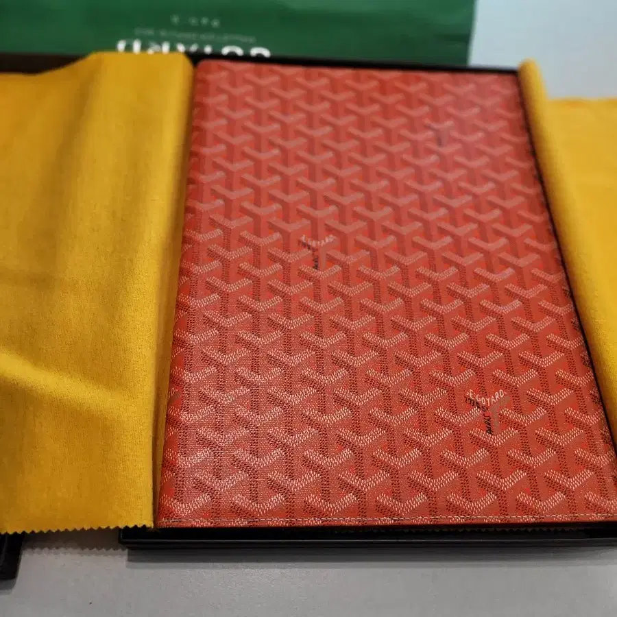 고야드 GOYARD A4 다이어리