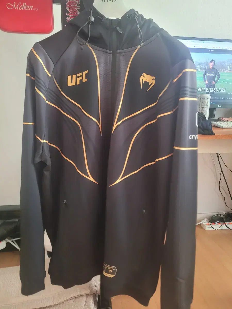 (XL) UFC 베넘 후드 챔피언 - 페레이라